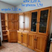 mobile in pino massiccio