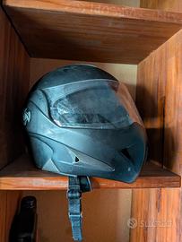Casco nero usato