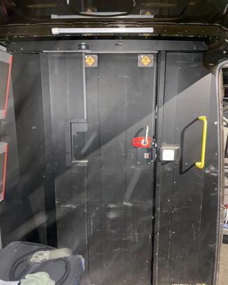 Porta scorrevole interna per Furgone