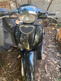 Scarabeo aprilia 50 4t