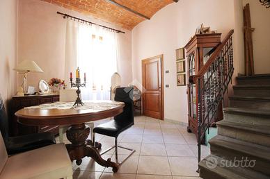 CASA INDIPENDENTE A PRATO