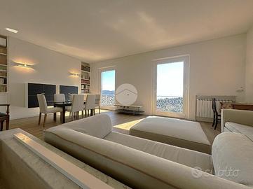 4 LOCALI A LA SPEZIA