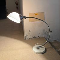 Lampada da scrivania comodino Tomos 1 di Sirrah