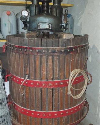 Torchio idraulico