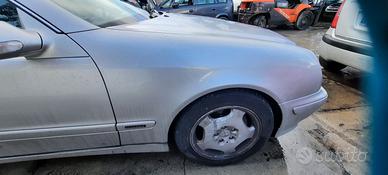 MERCEDES-BENZ CLK 2004 - PARAFANGO DESTRO