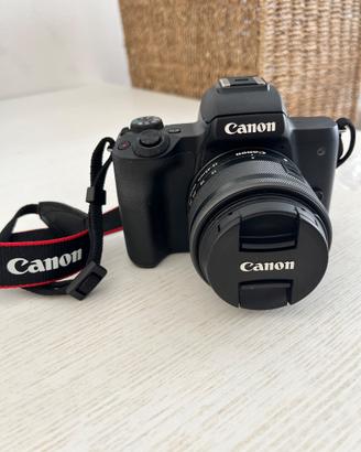 Canon EOS M50 + obiettivo 15-45mm - pochissimo uti