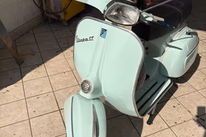 Vespa GT resturata 1967