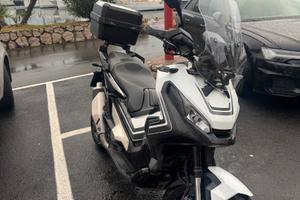 HONDA X-ADV 750