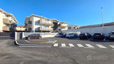 2 LOCALI A CARPENEDOLO
