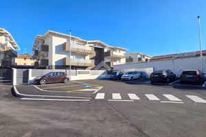 2 LOCALI A CARPENEDOLO