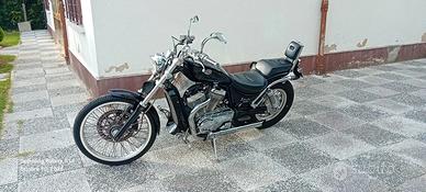 suzuki intruder 800