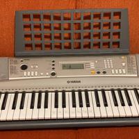 Yamaha PSR E313 tastiera 61 tasti