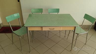 Tavolo in Formica vintage con 4 sedie