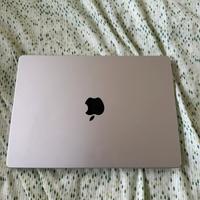 MacBook Pro 14” Argento