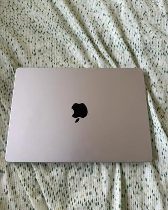 MacBook Pro 14” Argento