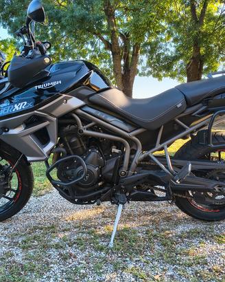Triumph Tiger 800