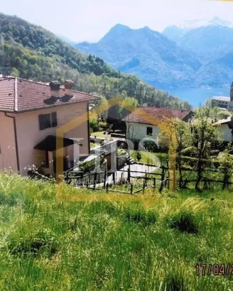 Terreno di 1000 m² a Plesio
