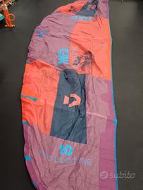 set ale kitesurf duotone. 