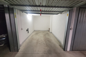 Box auto via Manzoni