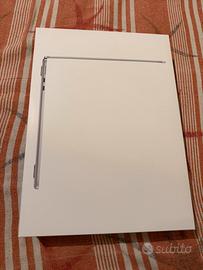 Apple MacBook Air 13” M5 Argento