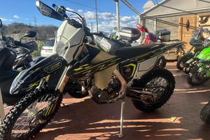 TRIUMPH Altro tf 450 e ENDURO modello 2026