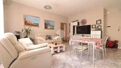 3 LOCALI A GROTTAMMARE