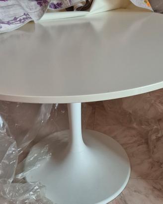 tavolo da soggiorno ikea