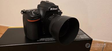 Nikon D780 + Batterie + Obiettivi + Flash