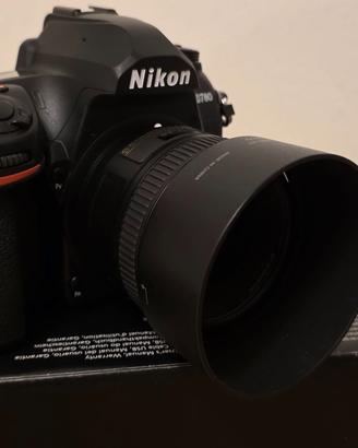 Nikon D780 + Batterie + Obiettivi + Flash
