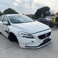 Ricambi per Volvo V40 2018