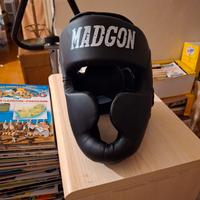 caschetto paratesta da boxe