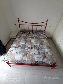 Struttura letto matrimoniale in ferro
