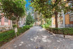 3 LOCALI A ROMA