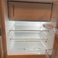 Frigorifero da incasso sottotavolo Electrolux