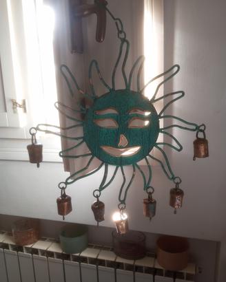 sole con campane per vento 
