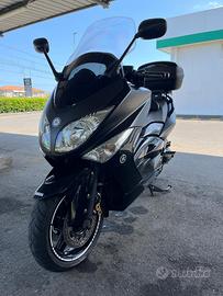 Yamaha T Max 500
