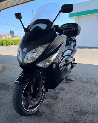 Yamaha T Max 500