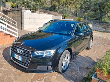 AUDI A3 SPORTBACK   1.6 TDI CAMBIO AUTOMATICO 116