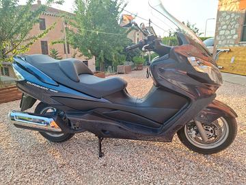 Suzuki Burgman 400 AN - Luglio 2008 – 12.932 km