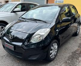 Toyota Yaris 1.0 5 porte Now GPL GARANZIA 1 ANNO