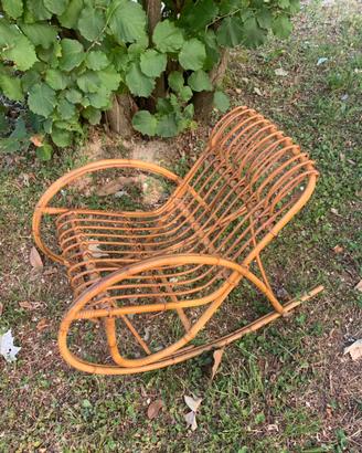 Seggiola Seggiolina sedia a dondolo vimini rattan