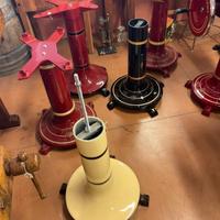 Piedistalli restaurati per affettatrici