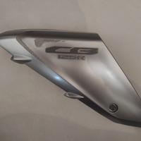 Fianchetto destro Honda cb 125 r 