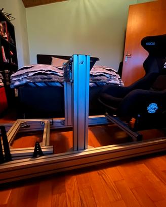 Struttura in profilati per simulatore di guida