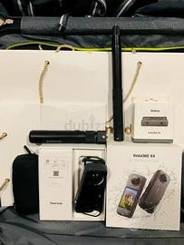 Insta360 x4 con accessori
