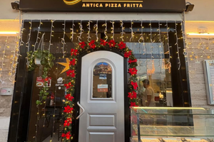Pizzeria Correale Antica Pizza Fritta