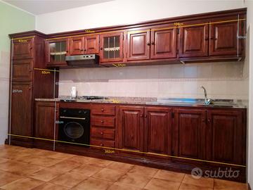 CUCINA IN LEGNO MASSICCIO