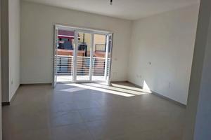 4 vani con Box - Nuovo