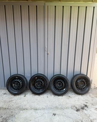 Cerchi Fiat Panda 13” Gommato Estivo