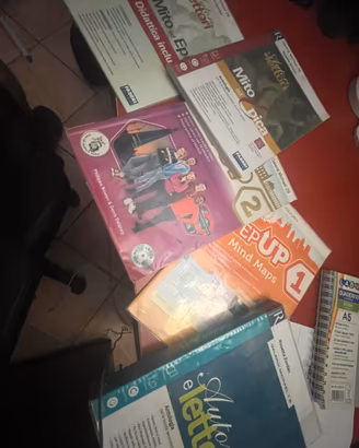Lotto libri scolastici Superiori (2€ l’uno)